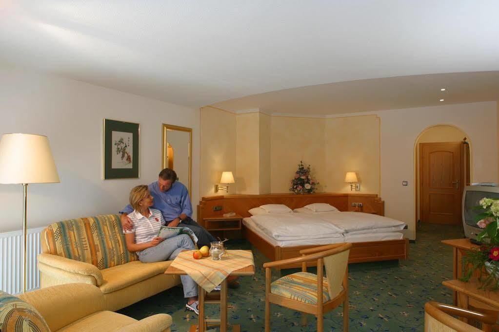 Ringhotel Nebelhornblick Oberstdorf Exterior foto
